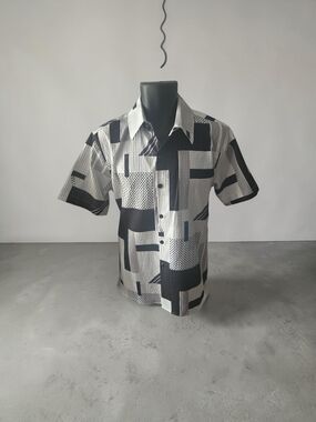 PRONTI MENS WHITE/BLACK GRAY SHORT SLEEVE GEOMETRIC PRINT SHIRT. S1948